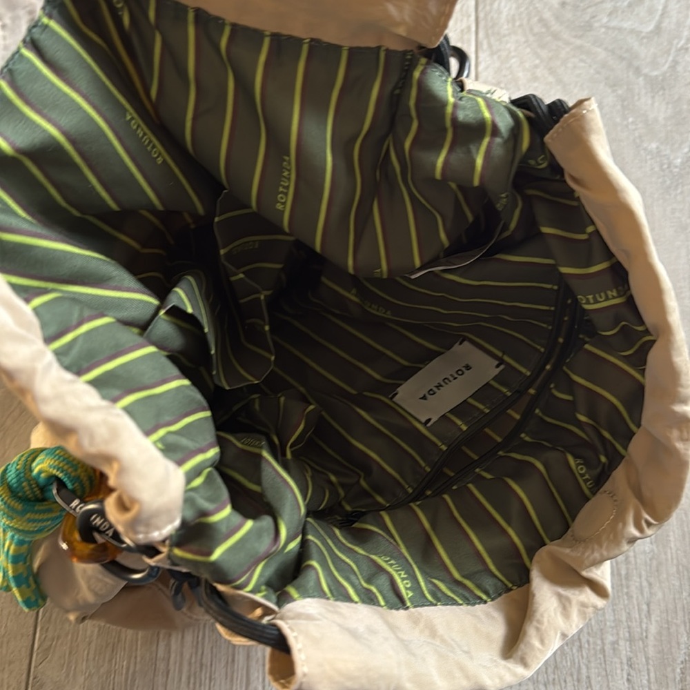 ROTUNDA Beige Canvas Tote with Green Rope Handle - Picture 7 of 7